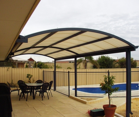 Крыша навес для террасы из поликарбоната Крыша навес для террасы из поликарбоната