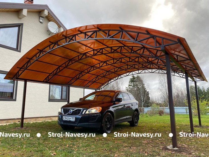 Навес из поликарбоната арочный коричневый для 2 машин Навес из поликарбоната арочный коричневый для 2 машин