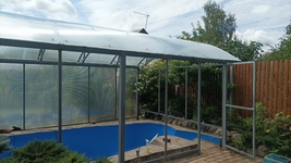 Навес из поликарбоната арочный для бассейна на дачу