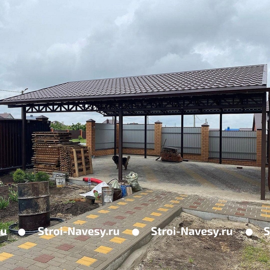Навес из металлочерепицы двускатный для авто