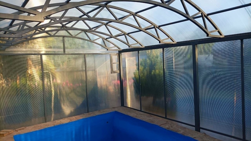 Навес для бассейна из поликарбоната