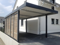 Навес high-tech для авто из профнастила односкатный с закрытой боковой частью на двух опорах