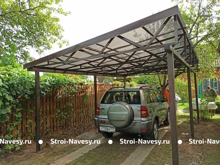 Навес из поликарбоната односкатный на 1 автомобиль Навес из поликарбоната односкатный на 1 автомобиль